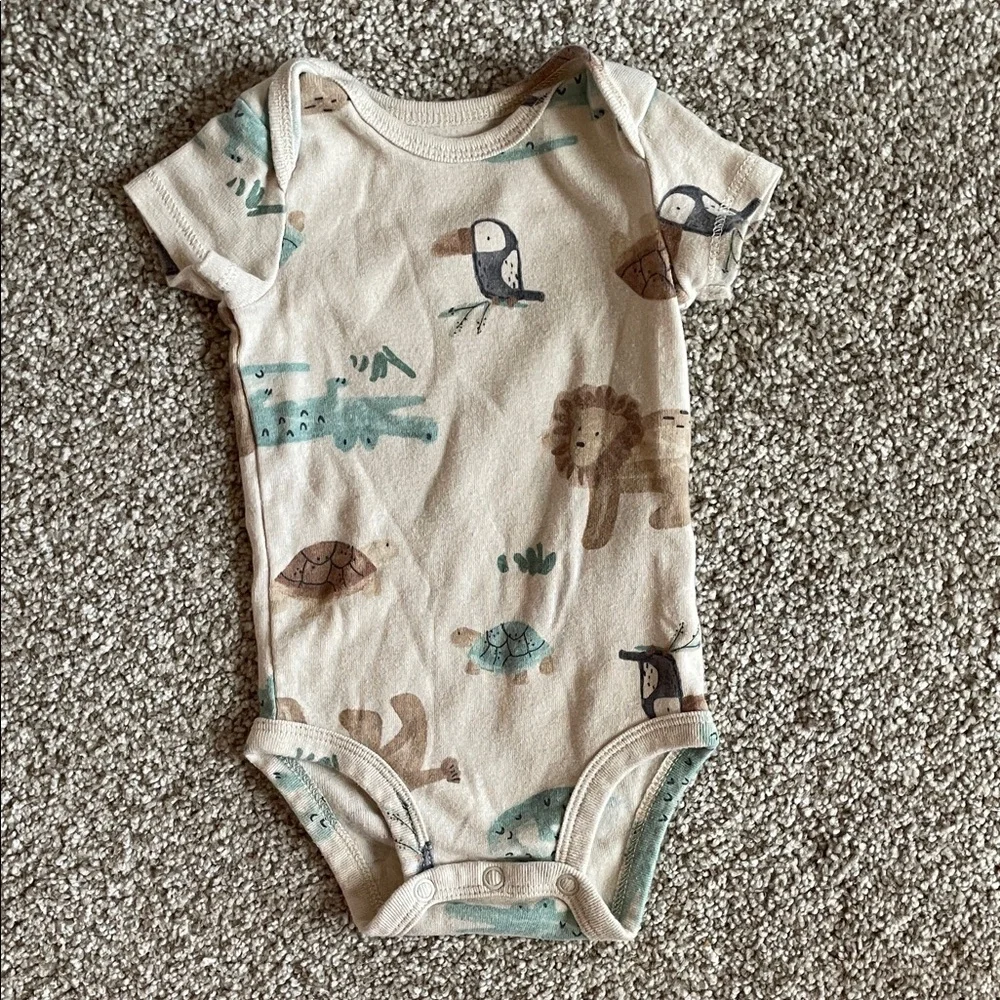 Carter’s 4-Pack Neutral Safari & Stripe Baby One-Piece Bodysuits